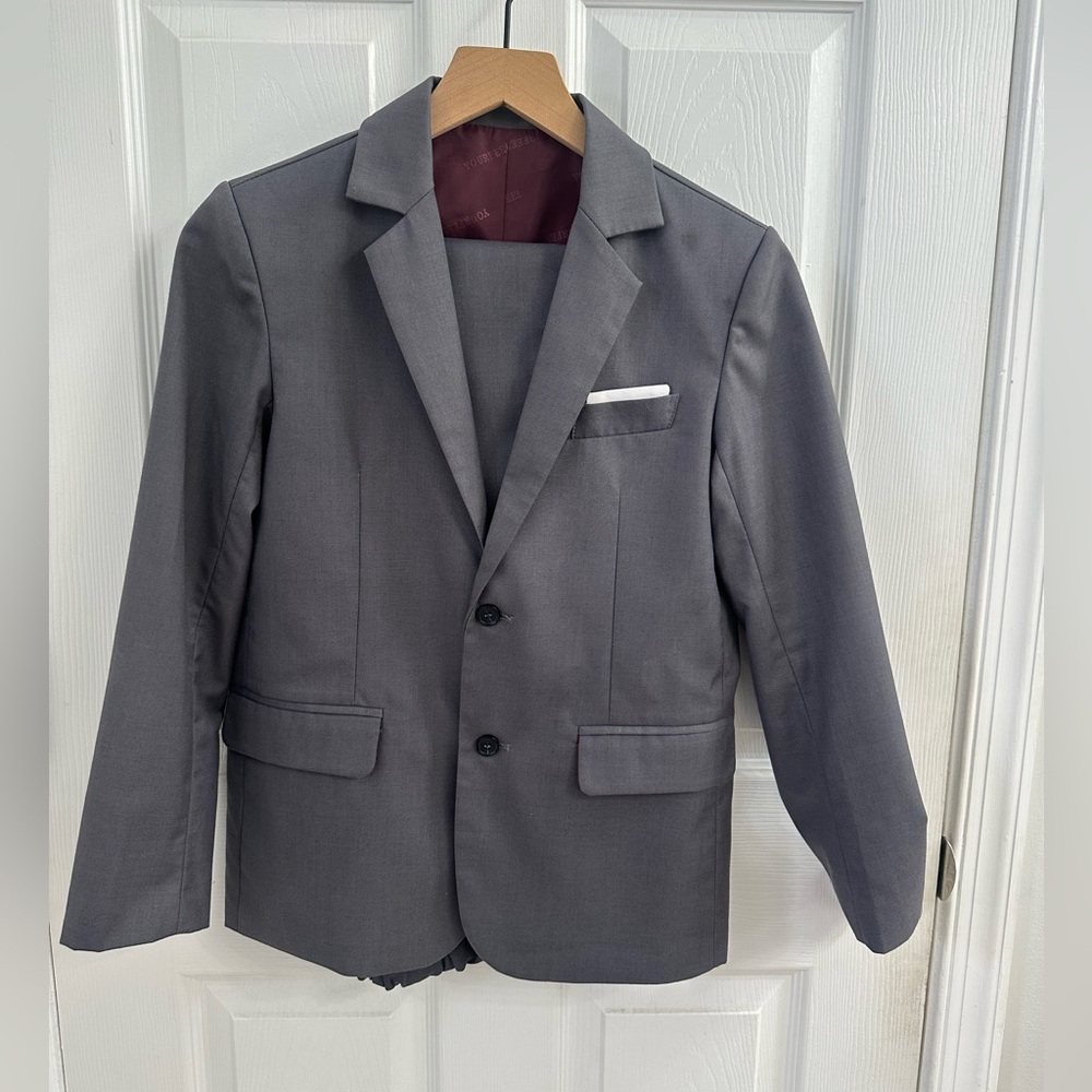 Classic Gray Boys 2 piece suit set (pants and jacket)